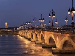 Bordaux, les quais de nuit